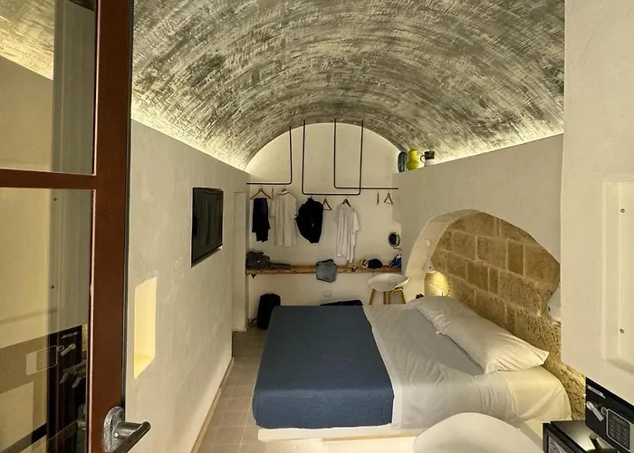 Il Pozzo Antico فندق مبيت وإفطار غالّيبولي